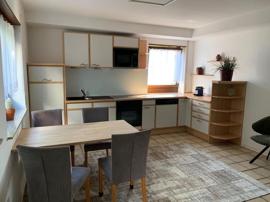 Ruhige Wohnung Im Schwarzwald Пфорцхайм Екстериор снимка